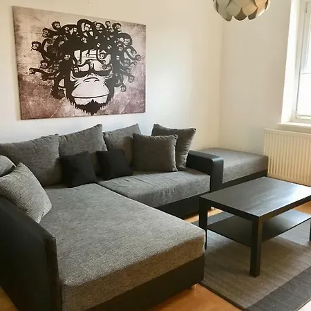 Apartment Living Leipzig Grosszossen